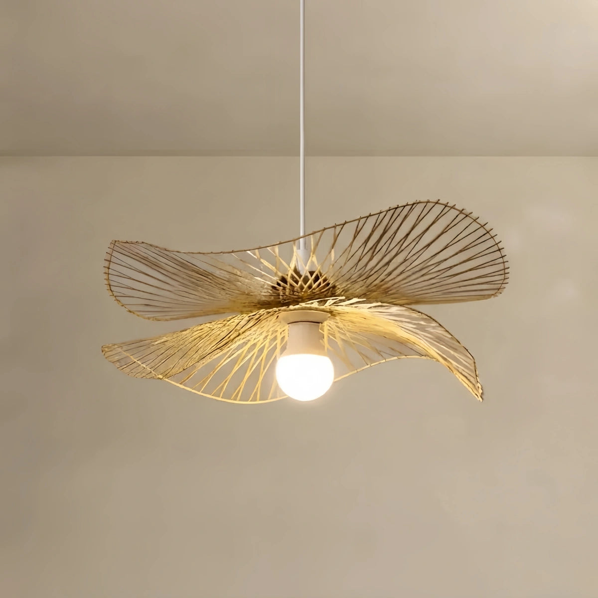 Natural Rattan Pendant Light – Handwoven Bamboo Elegance for Dining Room