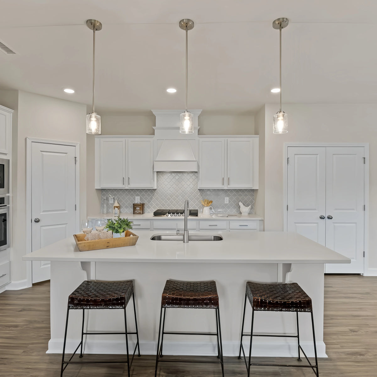 Kitchen Lighting Guide: Island, Pendant, Cabinet, Ceiling & Task Lighting