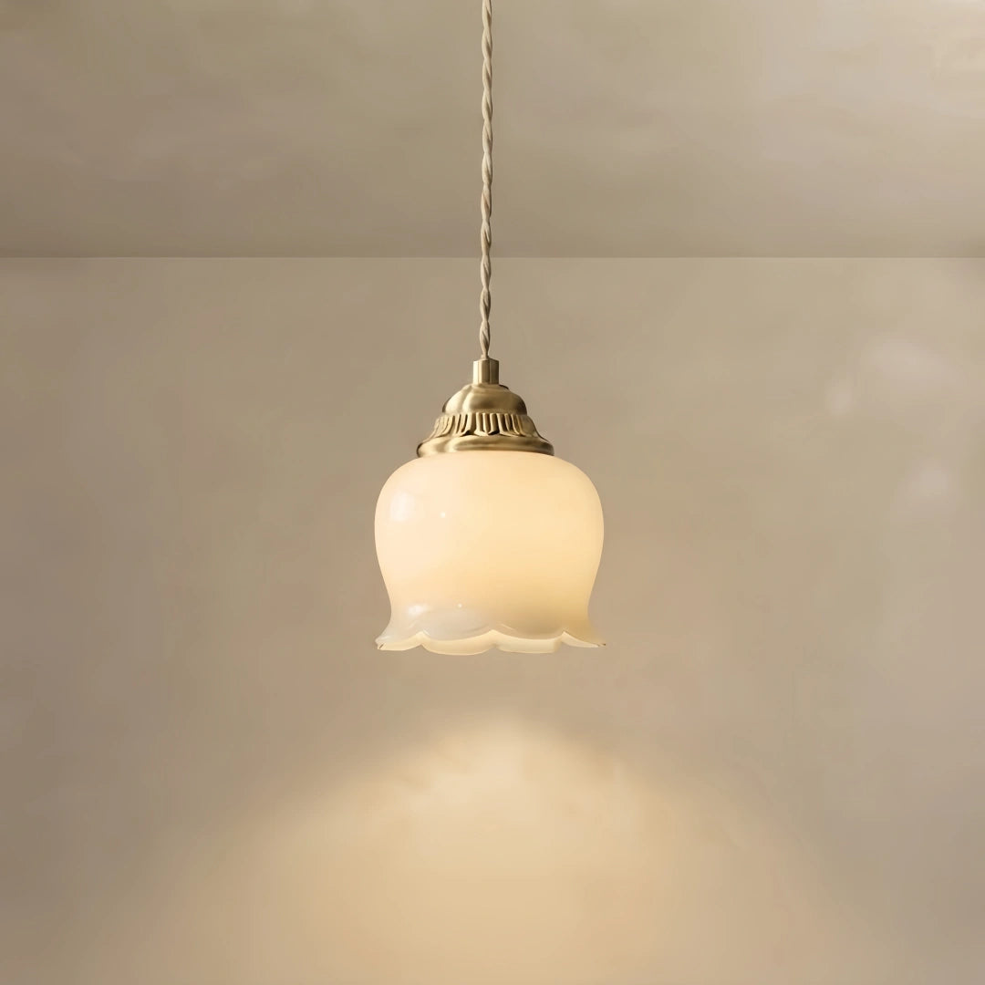 Crema Elegant Floral Pendant Lamp -- Brass & Resin Beige/White for Dining Room