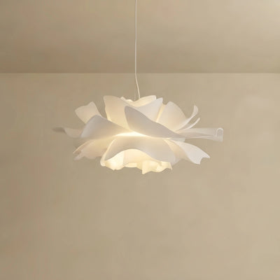 Crema Modern Flower-Shaped Pendant Light – White Metal/Acrylic for Dining Room