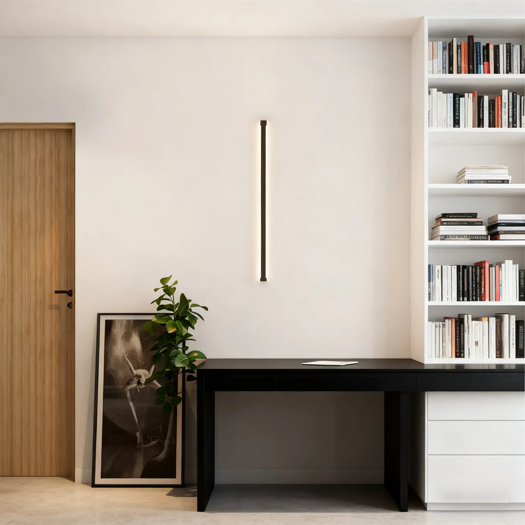 Arcato Modern Linear LED Wall Lamp – Black Wall-Mounted Light for Living Room